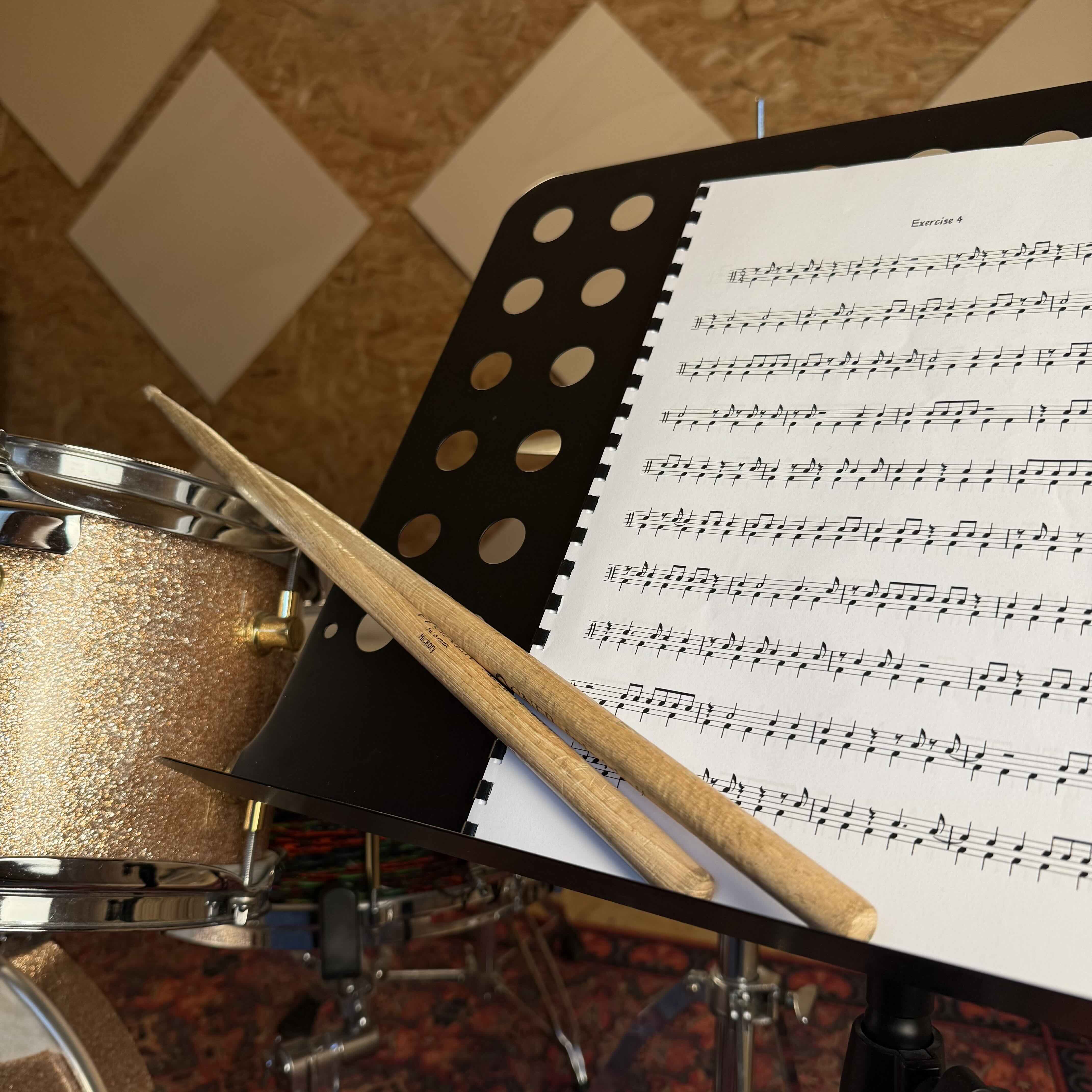 Practising odd meters at the kit